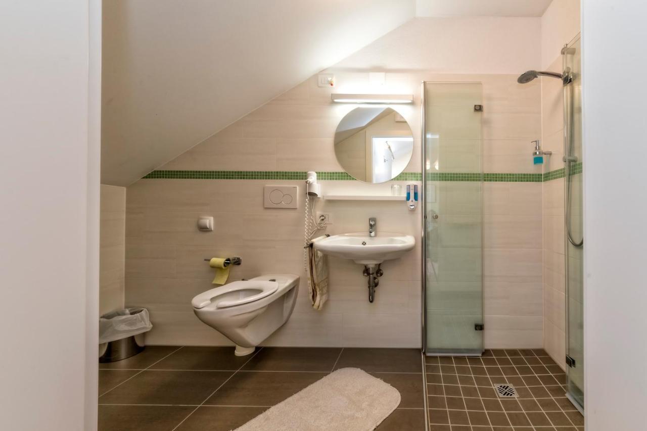 Novacella Hotel Brueckenwirt מראה חיצוני תמונה
